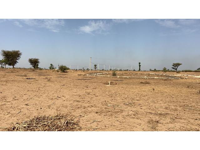 Photo Terrain de 300 mètres carrés à vendre à Louly Sénégal image 2/4