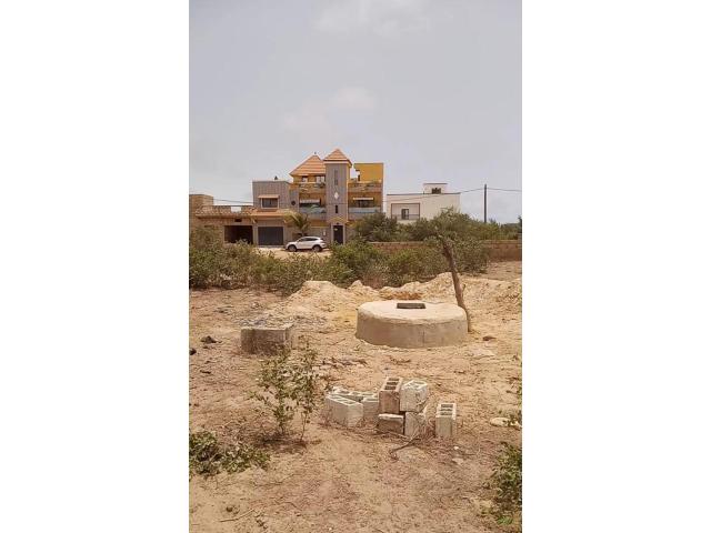 Photo Terrain de 300 mètres carrés à vendre à mbour Sénégal image 2/2
