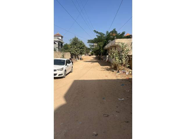 Photo Terrain de 300 mètres carrés à vendre à Mbour Sénégal image 2/4