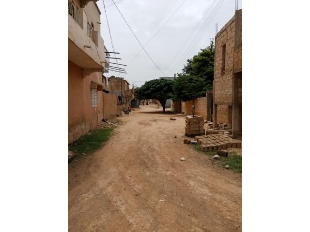Photo Terrain de 300 mètres carrés à vendre à Saly Sénégal image 2/3