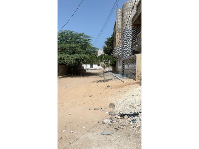 Photo Terrain de 310 mètres carrés à vendre à Mbour Sénégal image 2/4