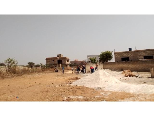 Photo Terrain de 559 mètres carrés à vendre à Nguérigne Sénégal image 2/4