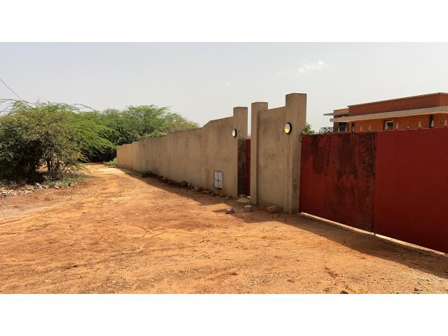 Photo Terrain de 600 mètres carrés à vendre à Somone Sénégal image 2/4