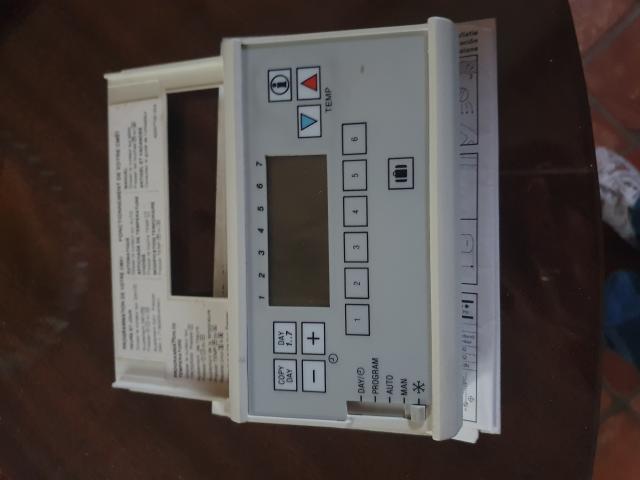 Photo Thermostat de chauffage programmable image 2/3