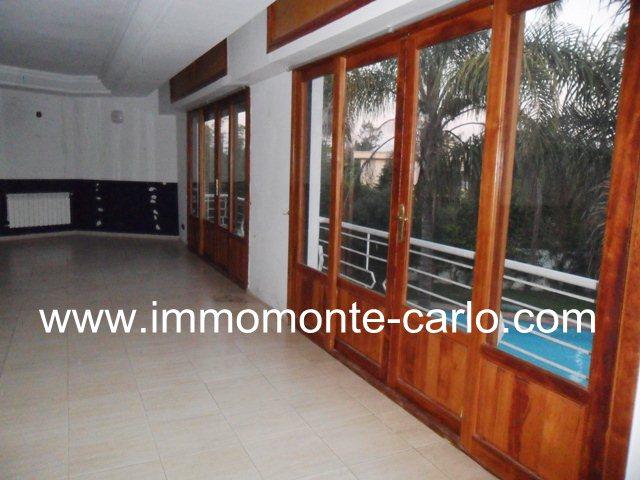 Photo Très belle villa à louer à Rabat Souissi image 2/5