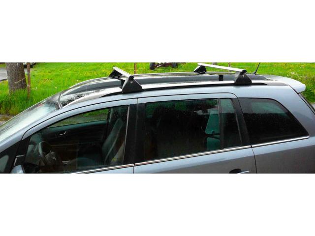 Photo Très faible kilométrage, voiture toujours tenue au garage image 2/6
