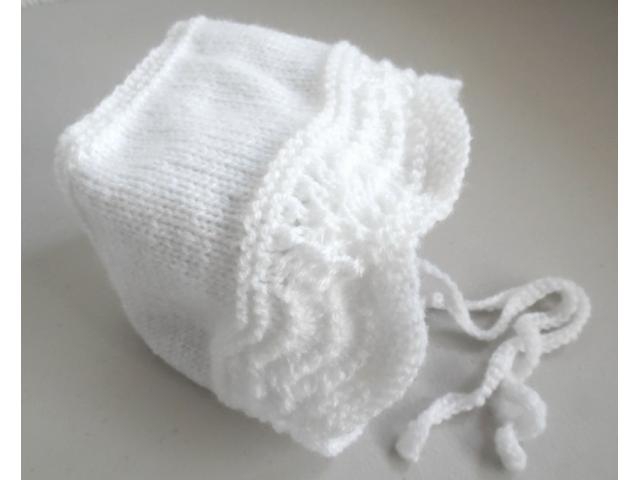 Photo Tricot bébé laine fait main bonnet blanc image 2/4