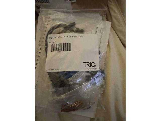 Photo Trig Transponder TT22 Mode S /ADS-B image 2/2