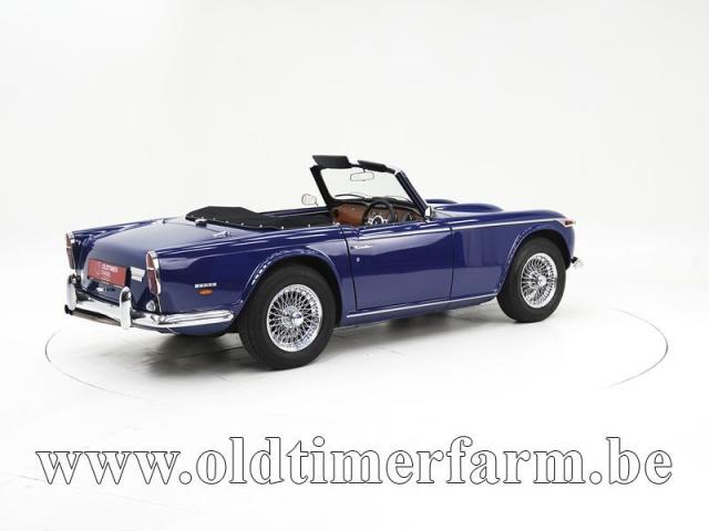 Photo Triumph TR5 PI '68 CHp770 image 2/6