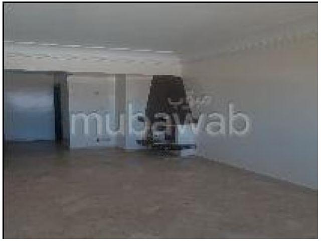 Photo Un appartement à les champs rés fermée sécurisée image 2/5