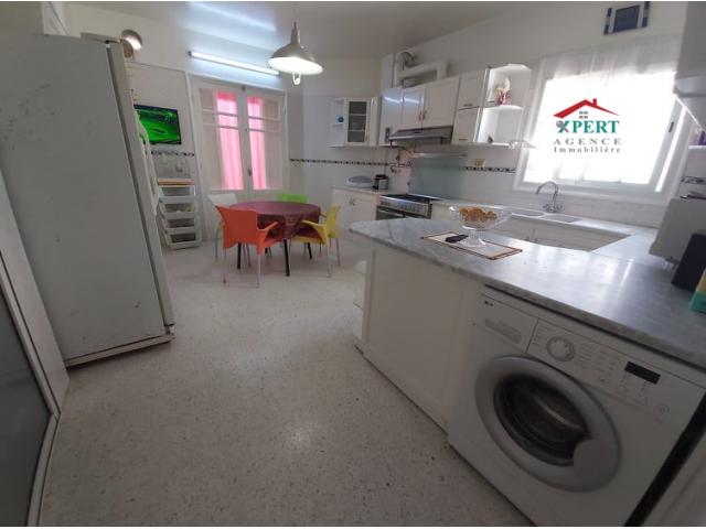 Photo un appartement de type S2 à vendre à khezema image 2/5
