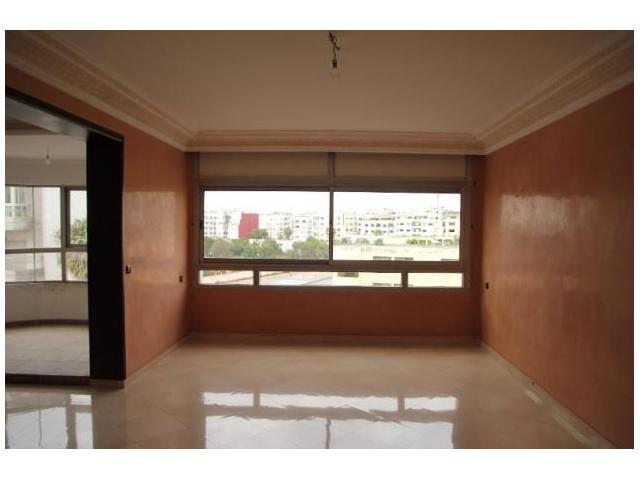 Photo Une belle appartement  215m a 2Marce image 2/6