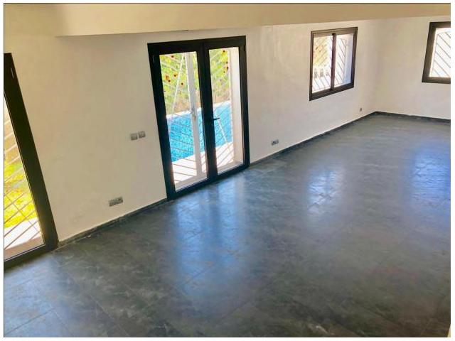 Photo une coquette villa de 400m2 Ain diab image 2/6
