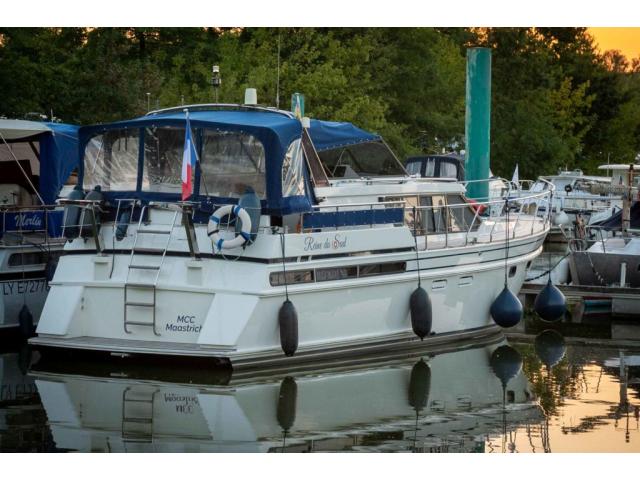 Photo VEDETTE VALK ROYAL 45 image 2/6