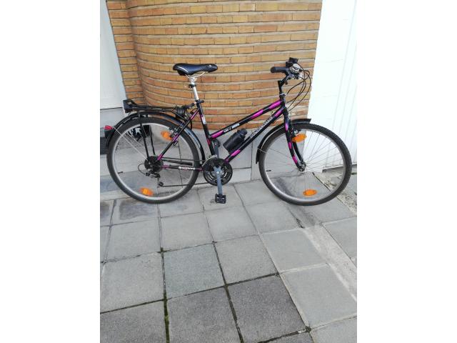 Photo Vélo femme image 2/6