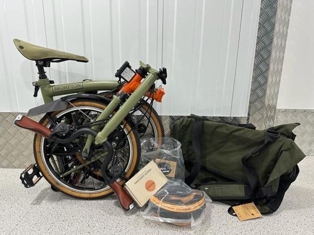 Photo Vélo pliant Brompton Explore 6 vitesses, édition limitée image 2/4