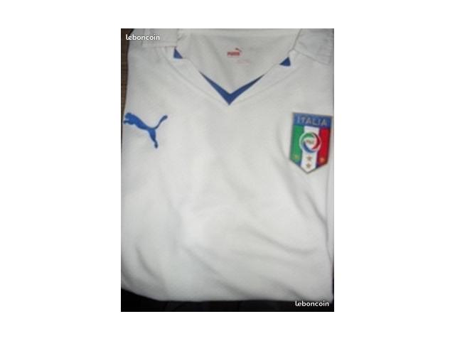 Photo vend MAILLOT de sport lot de quatre image 2/4