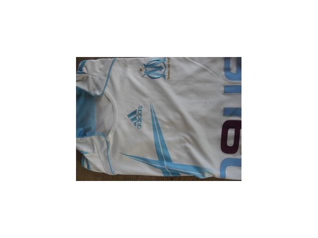 Photo vend MAILLOT de sport lot de trois image 2/3