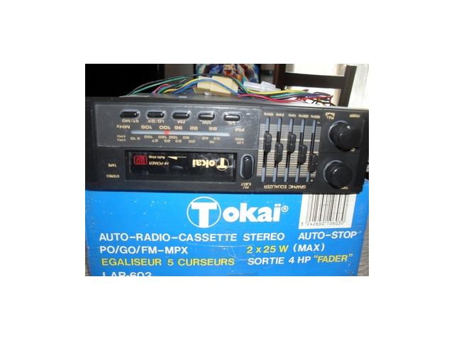 Photo vend radio cassette pour voiture image 2/3