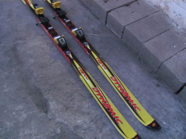 Photo vend ski de marque dynamic twin carbon 180cms fixation salom image 2/6