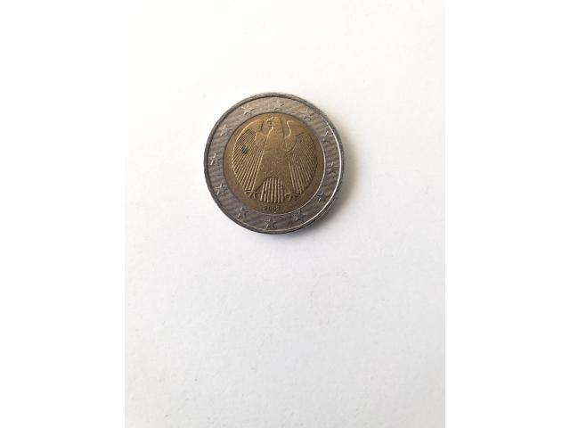 Photo Vend une pièce de 2 Euros 2002 Aigle d'Allemagne  fauté par  D image 2/3