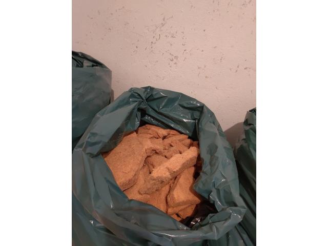 Photo Vends 300 L de fibre de bois souple image 2/2