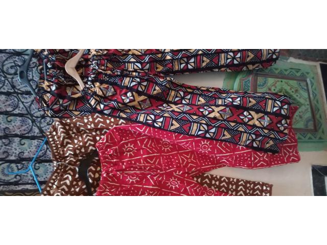 Photo Vente  de pantalons gros bas image 2/2