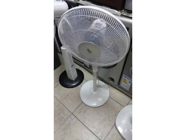 Photo VENTE DE VENTILATEURS MURAUX, PLAFONNIERS, SUR PIEDS ET INDUSTRIELS N°02. image 2/5