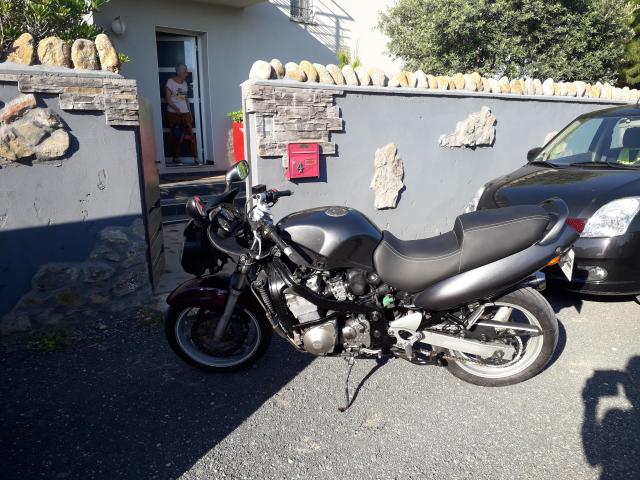 Photo vente moto GSXF 750 image 2/2