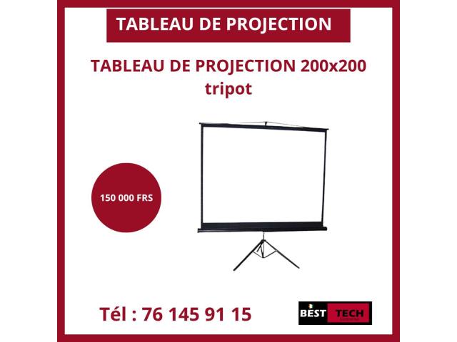 Photo VIDEO-PROJECTEUR ET TABLEAU image 2/4