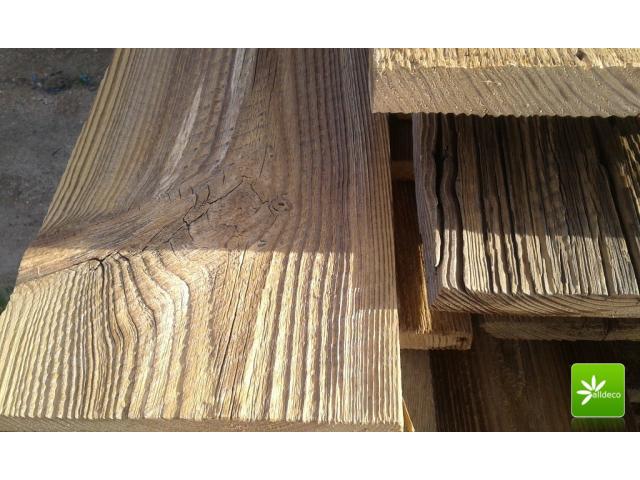 Photo Vieux bois: planches de bardage de qualité image 2/4