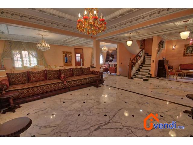 Photo Villa 3 niveaux 400 m² – Florida image 2/6