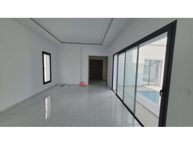 Photo VILLA AVEC PISCINE À MEZRAYA DJERBA ZA - RÉF V620 image 2/6