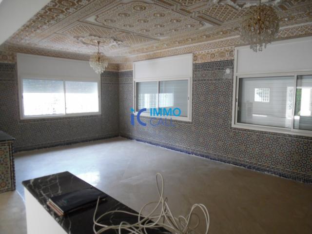 Photo Villa de 800 m² en location située à Hay Riad image 2/6