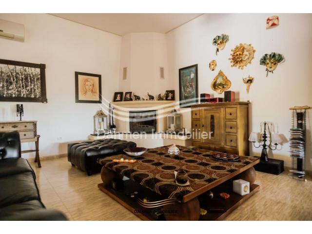 Photo Villa de maître à Vendre - Sousse image 2/6