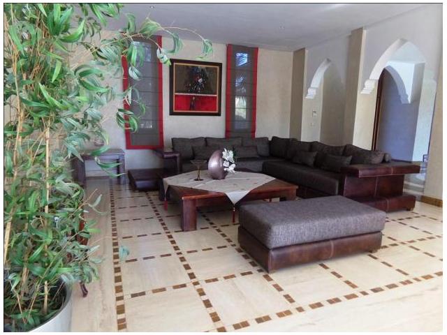Photo Villa de style contemporain sr 5000m image 2/6