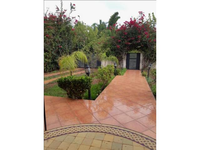 Photo villa el menzeh (route de zaers) image 2/6