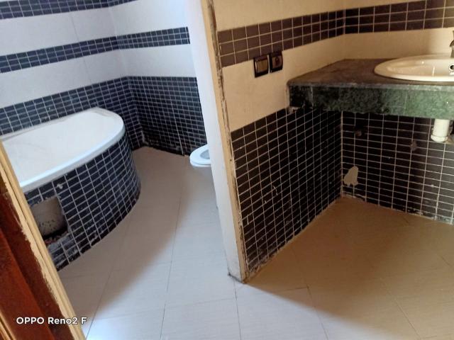 Photo villa en location bail commercial image 2/5
