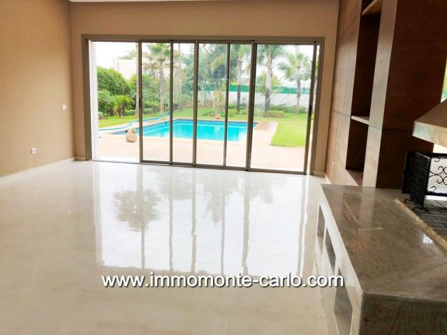 Photo Villa neuve avec piscine à louer à Souissi RABAT image 2/6