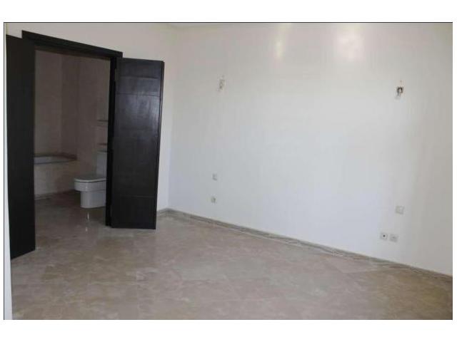 Photo Villa rénover avec Piscine  Quartier Agdal image 2/6