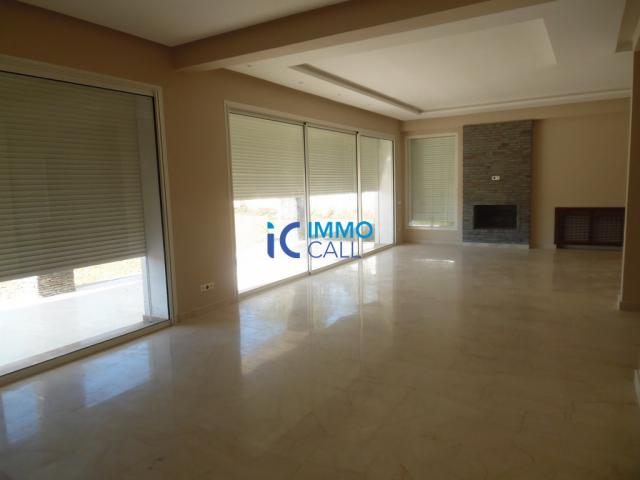 Photo Villa vide de 750 m² en location à Bir kacem-Souissi image 2/6