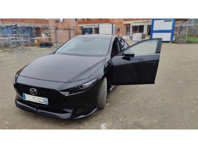 Photo voiture hybride mazda tout options valeur + 49000€ cedé 24000€ image 2/6