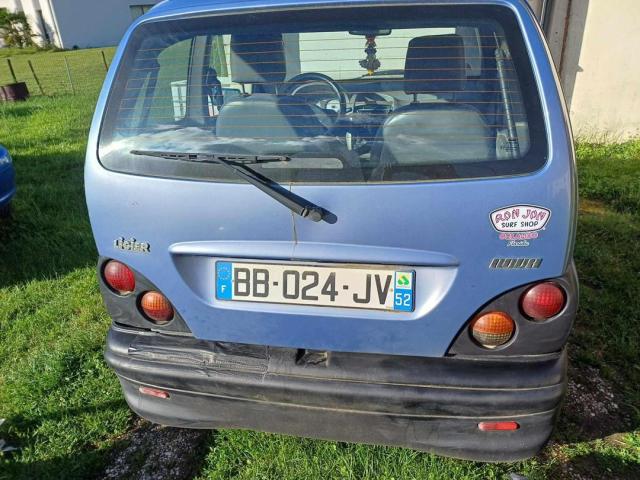 Photo Voiture sans permis Ligier Nova 500 image 2/2