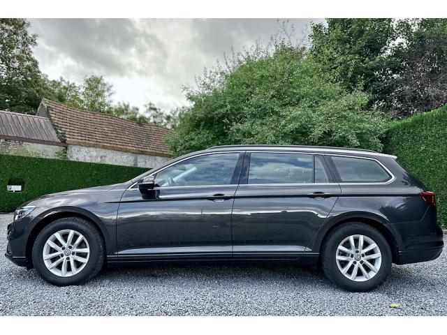Photo Volkswagen Passat Variant SW 1.6 TDi - 02 2020 image 2/6