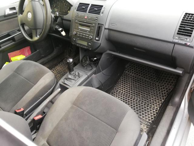 Photo Volkswagen Polo 1,4 TDI 70 ch Confortline image 2/3