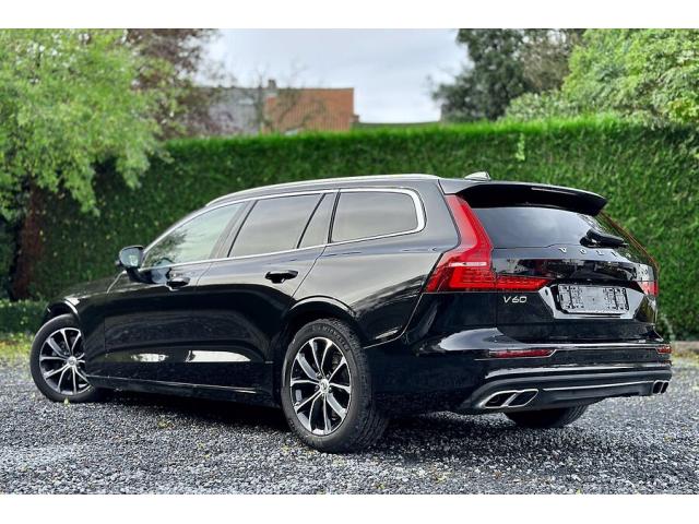 Photo Volvo V60 2.0 D3 PRO Geartronic - 06 2020 image 2/6