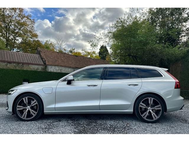 Photo Volvo V60 T8 Twin Eng. Inscription AWD - 10 2019 image 2/6