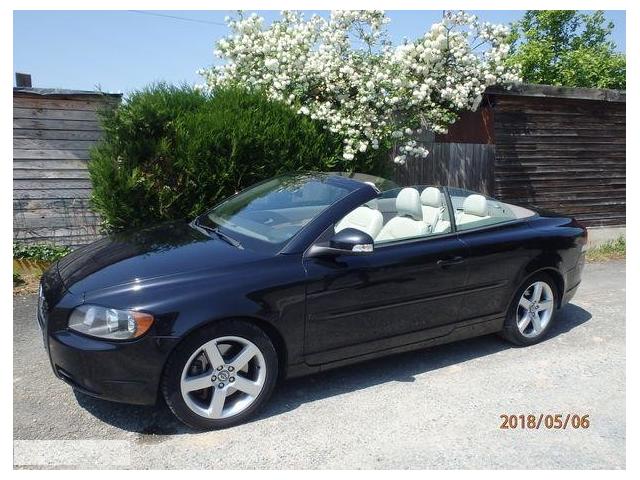 Photo Volvo V70 cabriolet 2.0 d 136 momentum image 2/3