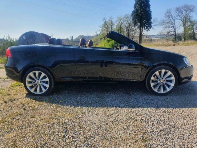 Photo Vw Eos 2.0tdi 140cv cuir rouge, airco digital, jantes alu17 image 2/6