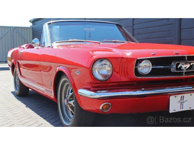 Photo 1965 Ford Mustang Cabriolet V8 image 3/6